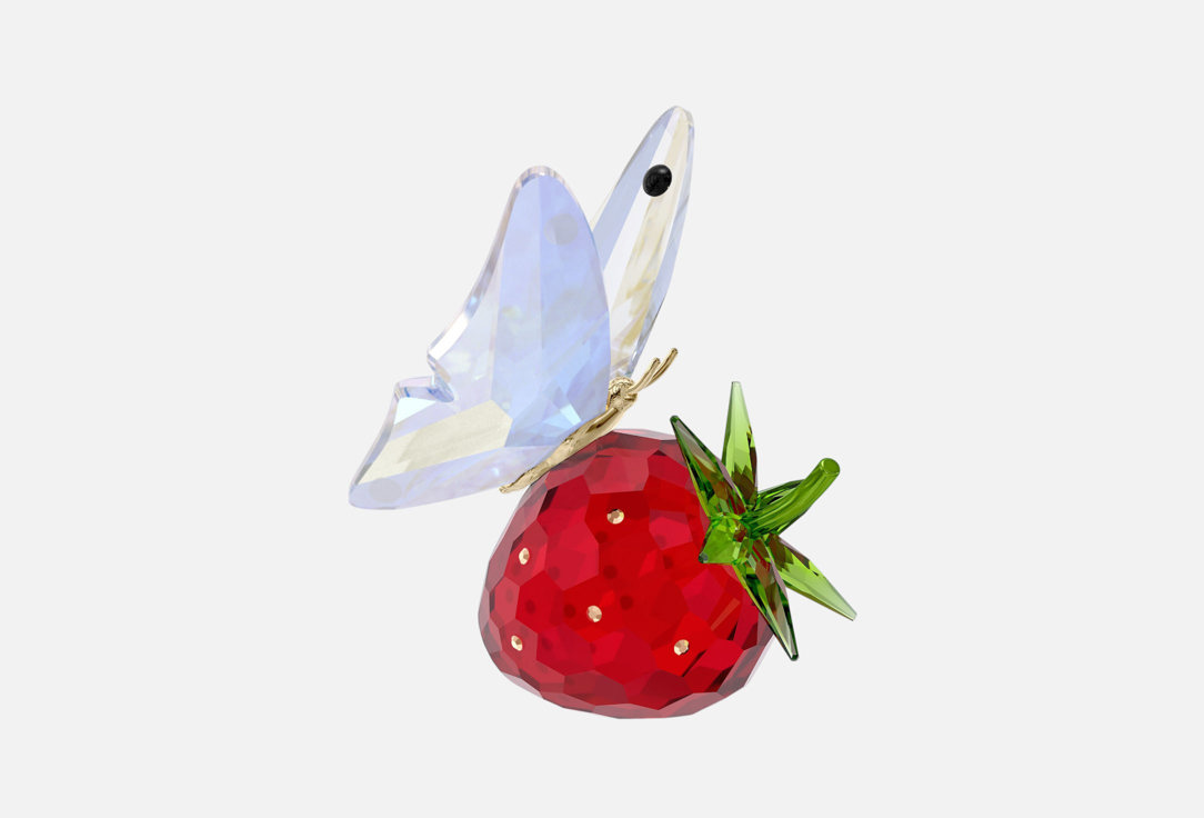 Butterfly And Strawberry 1 шт