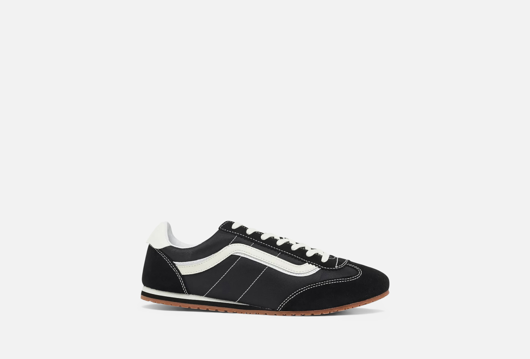 Super Lowpro Black 38,5 EUR мл