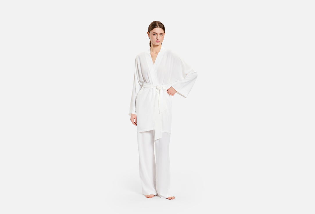 White M мл