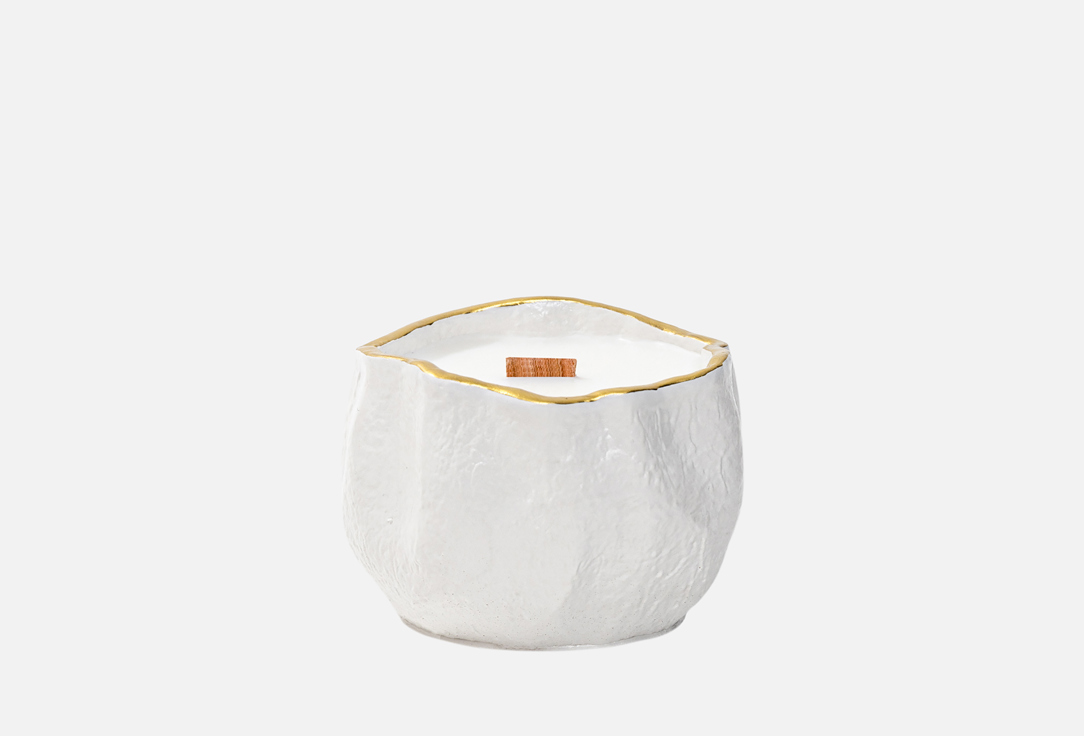 Delicate L Gold. sandalwood and coconut 200 мл